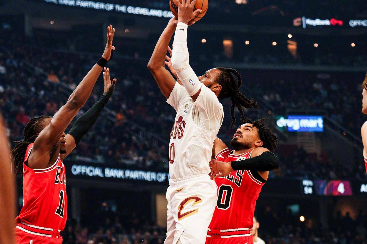 豪掷1.6亿奢侈税，11战8败主场被嘘！NBA最贵球队为何突然崩盘？