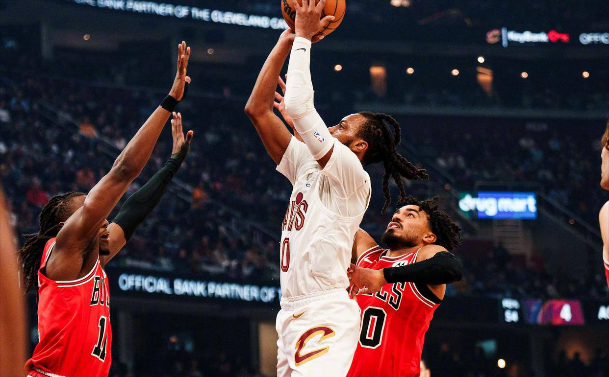 NBA最贵球队为何突然崩盘？骑士豪掷16亿奢侈税却连败主场遭嘘声不断